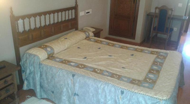 Hotel Casa Aurelia Villaralbo Ruang foto